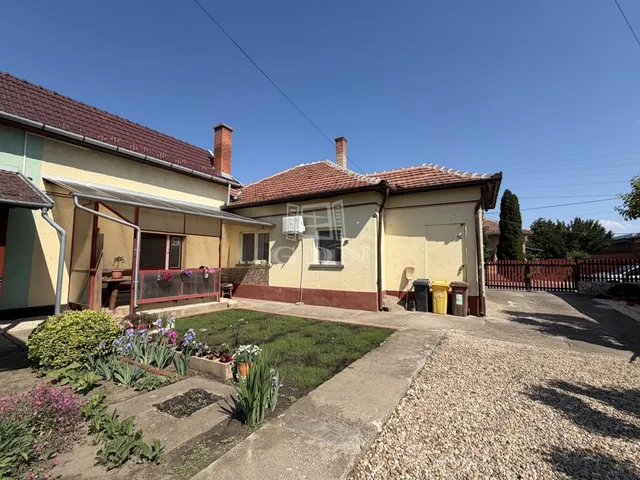 Eladó ház Szeged 100 nm