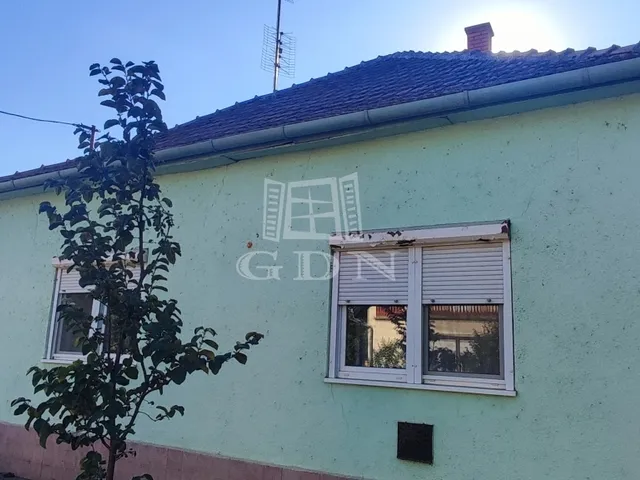 Eladó ház Algyő 90 nm