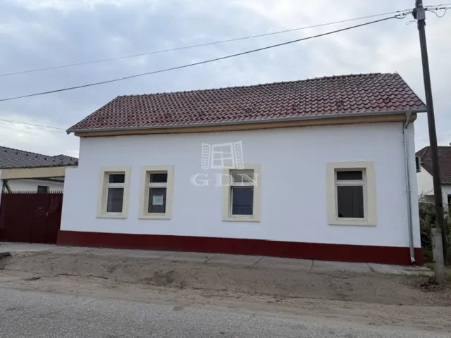 Eladó ház Kistelek 92 nm