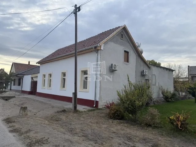 Eladó ház Kistelek 92 nm