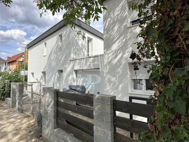 Eladó ház Érd, Parkváros 81 nm