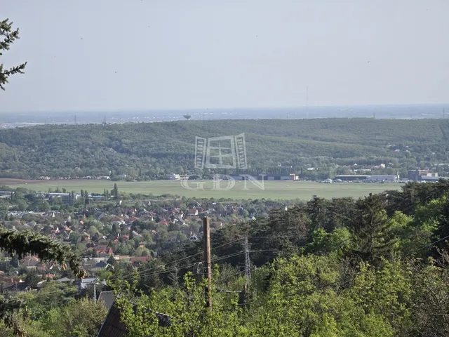 Eladó telek Budapest XI. kerület, Pösingermajor 2646 nm