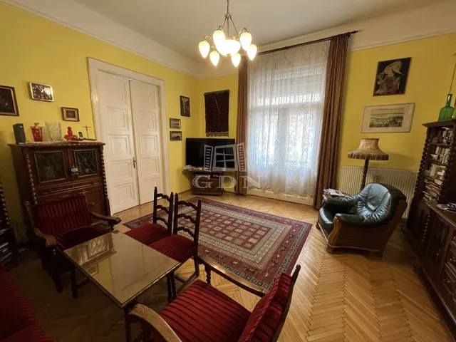 Eladó lakás Budapest V. kerület 85 nm