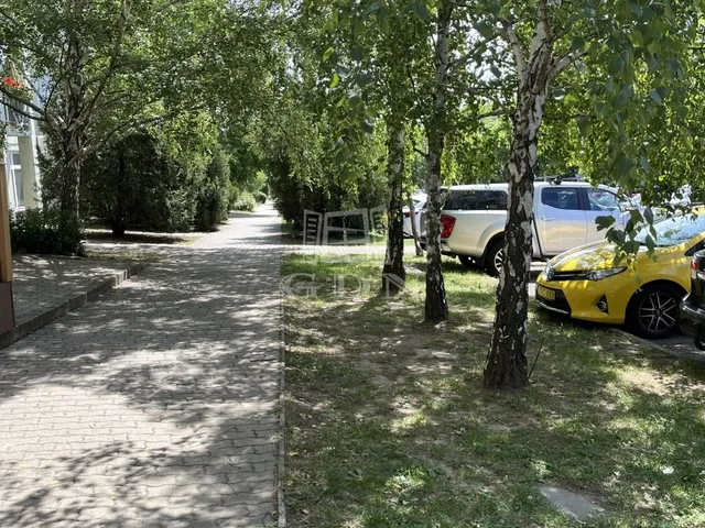 Kiadó garázs Budapest XI. kerület, Gazdagrét 15 nm