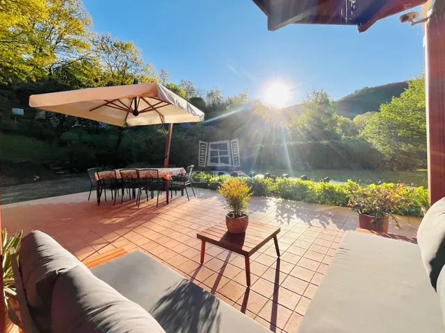 Eladó ház Visegrád, Diós 300 nm