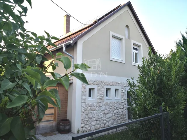 Eladó ház Szentendre, Bükköspart 115 nm