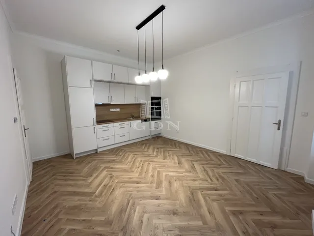 Eladó lakás Budapest I. kerület 55 nm