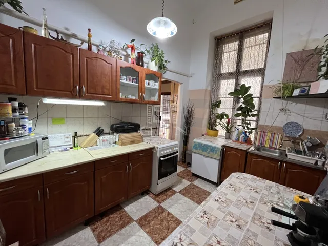 Eladó lakás Budapest VIII. kerület 70 nm