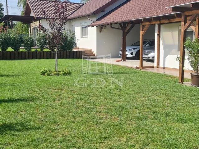 Eladó ház Tordas 138 nm