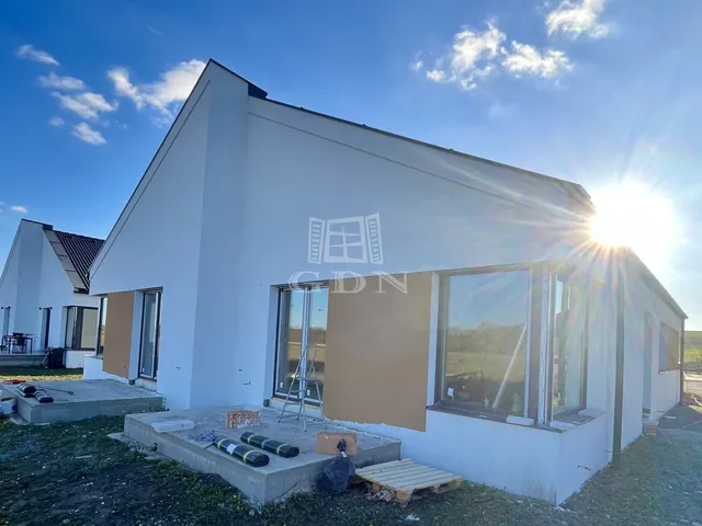 Eladó ház Tordas 96 nm