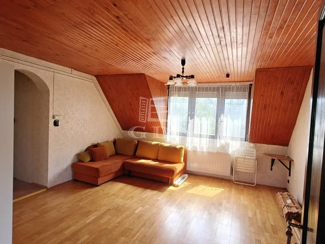 Eladó ház Érd, Fenyves-Parkváros 250 nm