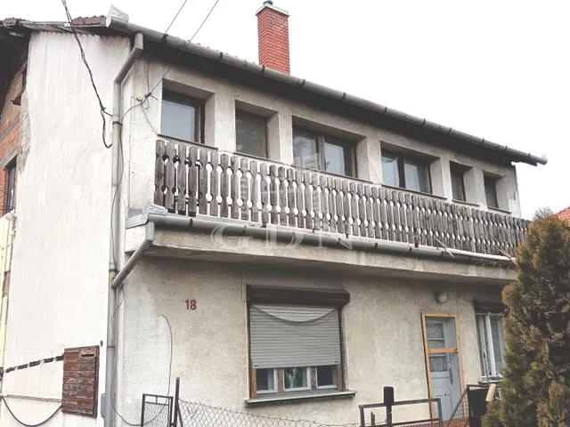 Eladó ház Érd, Parkváros 295 nm