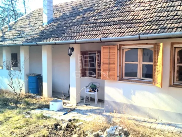 Eladó ház Tésa 95 nm