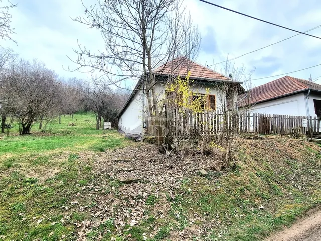 Eladó ház Tésa 95 nm