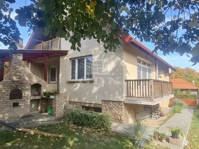 Eladó ház Tordas 130 nm