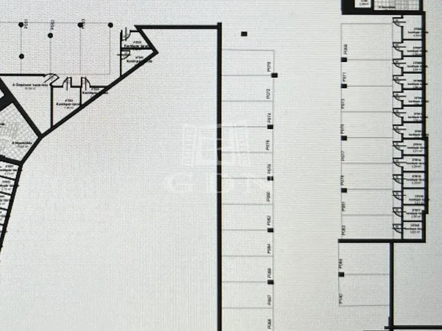 Eladó garázs Budapest XI. kerület, Sasad-Sashegy XI. ker. 13 nm