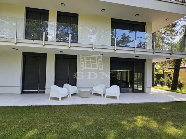 Eladó lakás Balatonfenyves 92 nm