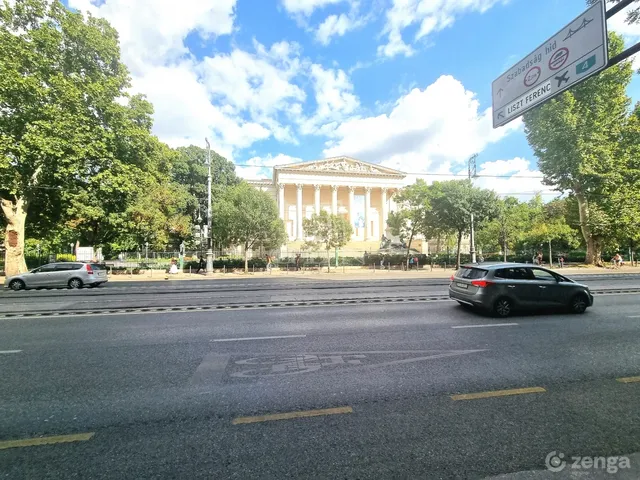 Eladó lakás Budapest V. kerület 35 nm