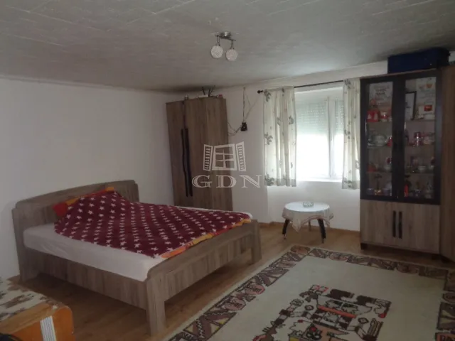 Eladó ház Rábahidvég 65 nm