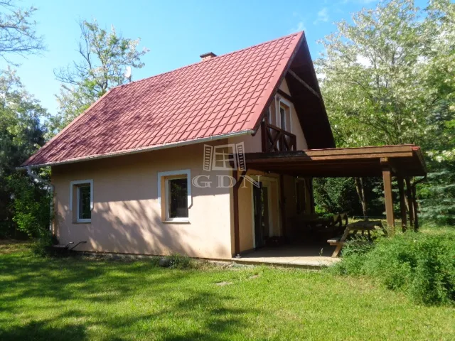 Eladó ház Püspökmolnári 120 nm