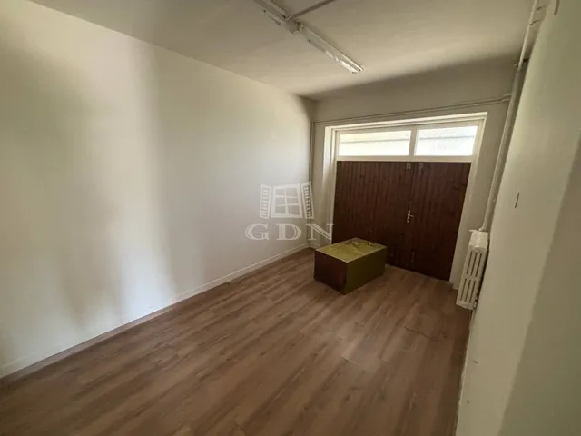 Eladó ház Szombathely, Olad 303 nm