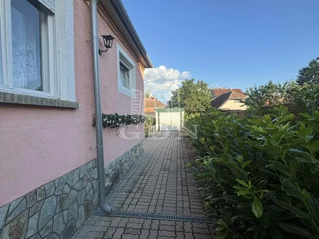 Eladó ház Szombathely, Kámon 80 nm