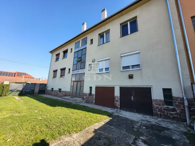Kiadó lakás Szombathely 76 nm
