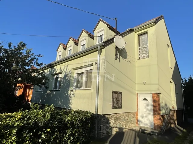 Eladó ház Táplánszentkereszt 170 nm