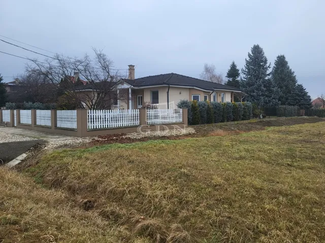 Eladó ház Sé 146 nm