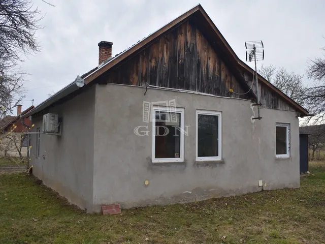 Eladó ház Kercaszomor 53 nm