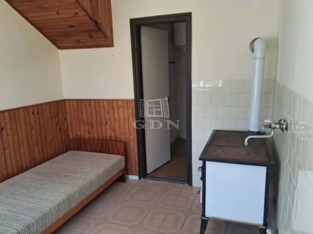 Eladó ház Szőce 140 nm