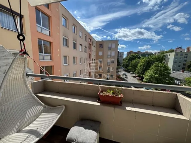 Eladó lakás Szombathely, Oladi lakótelep 64 nm