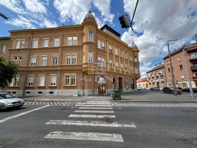Eladó lakás Szombathely, Belváros 93 nm