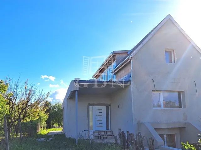 Eladó ház Vác, Törökhegy 151 nm