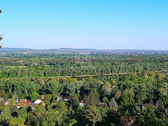 Eladó ház Szentendre 268 nm