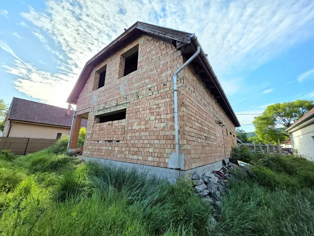 Eladó ház Budaörs 310 nm