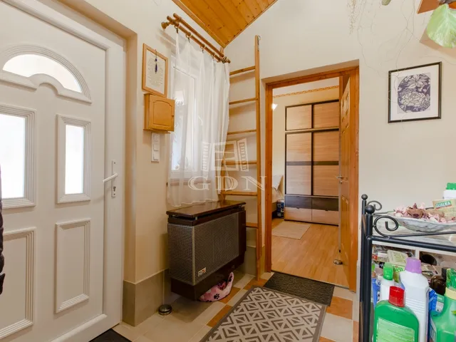 Eladó ház Budapest XVI. kerület, Rákosszentmihály 130 nm