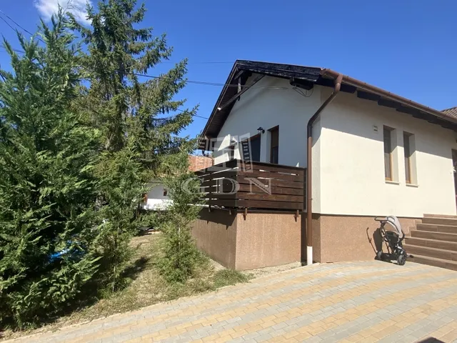 Eladó ház Nagytarcsa 90 nm