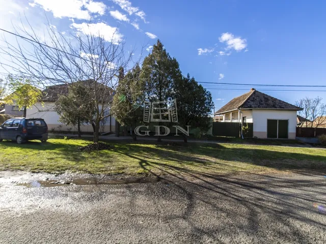 Eladó ház Jászfényszaru 83 nm