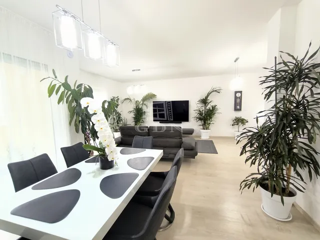 Eladó lakás Budapest XIX. kerület 103 nm