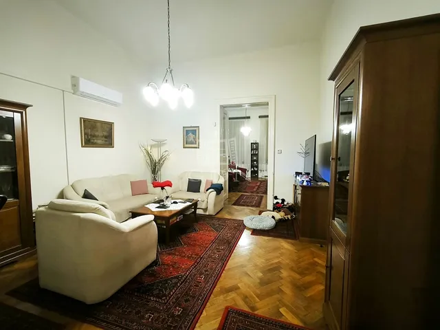 Eladó lakás Budapest VI. kerület 97 nm