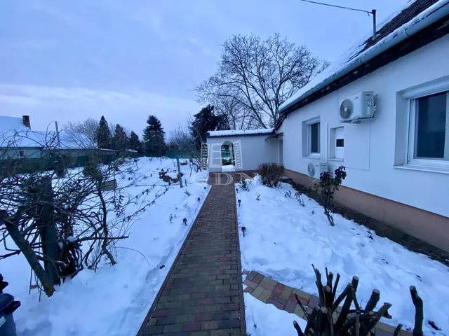 Eladó ház Ráckeve, Újtelep 80 nm