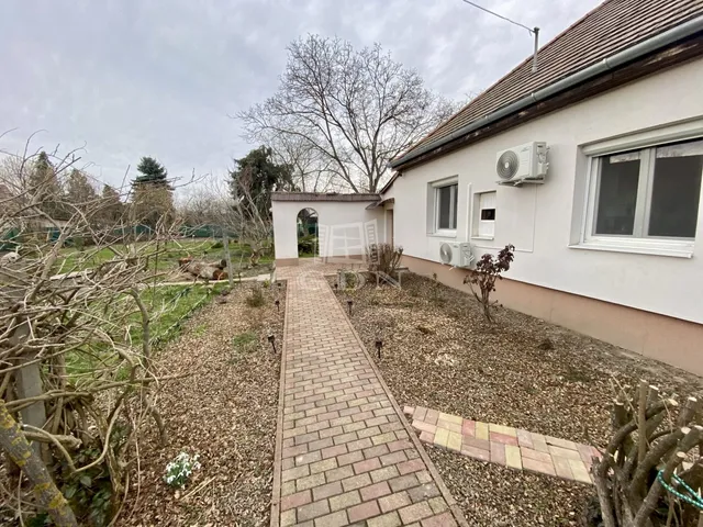 Eladó ház Ráckeve, Újtelep 80 nm