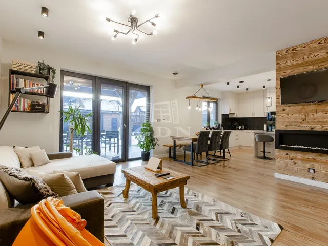 Eladó ház Szada 121 nm