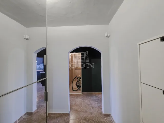 Eladó lakás Dunakeszi, Alag 65 nm