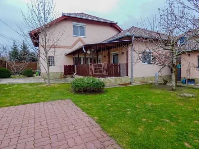 Eladó ház Dunakeszi, Alag 170 nm