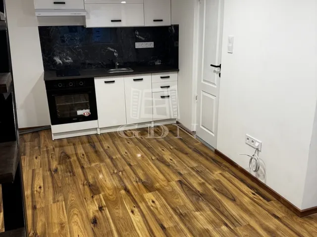 Eladó lakás Budapest VIII. kerület 37 nm