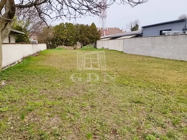 Kiadó telek Budapest XVI. kerület, Rákosszentmihály 1100 nm