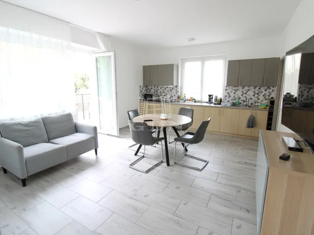 Eladó ház Ecser 200 nm