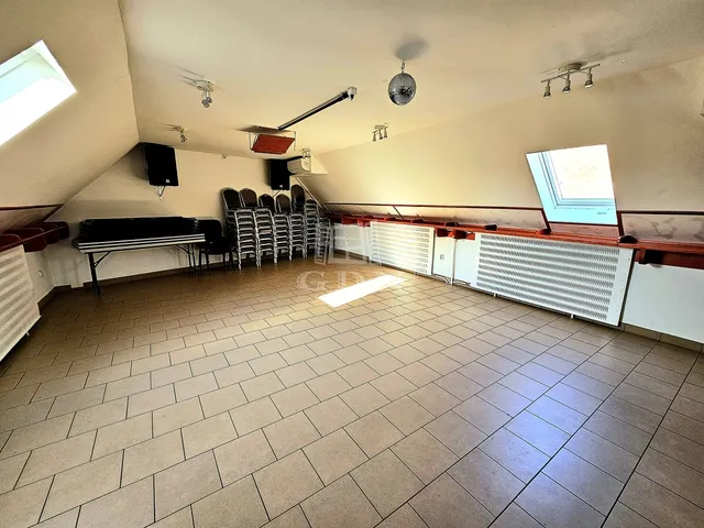 Kiadó kereskedelmi és ipari ingatlan Budapest XVIII. kerület 65 nm